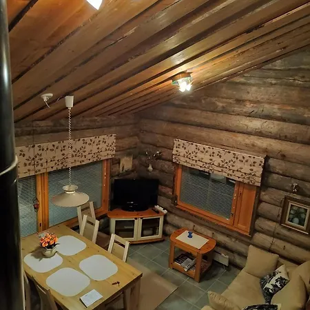 Yllaes Lomayllaes Hankipolku 1a * Ylläsjärvi