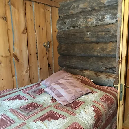 Yllaes Lomayllaes Hankipolku 1a